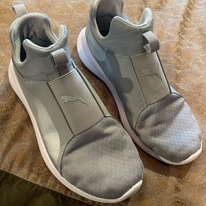 Puma Girl’s US 3.5 High Top Pull on Sneakers Gym Shoes
